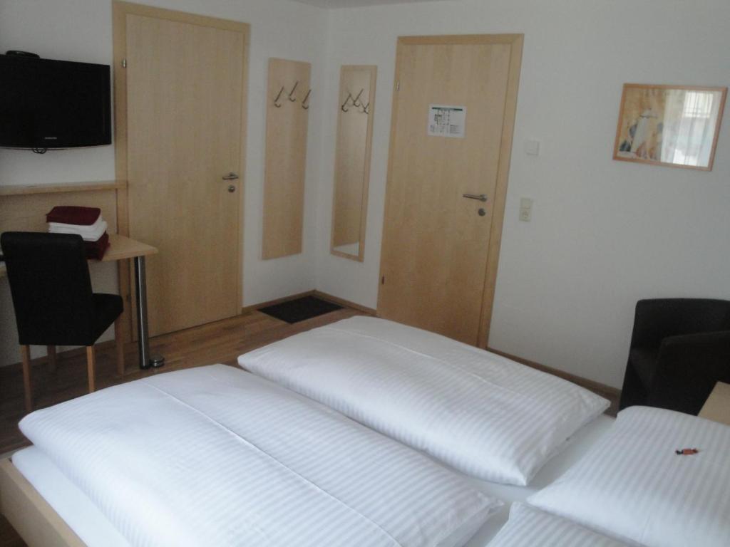 Pension Dorfplatzl Fusch an der Grossglocknerstrasse ห้อง รูปภาพ